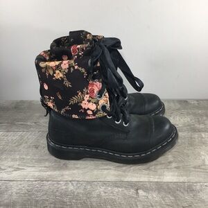 Dr Doc Martens Triumph 1914 Black Victorian Wyoming 12-Eye Womens Boots Size 8